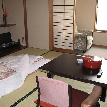 Nishichiba Hotel Wakoso Habitación foto